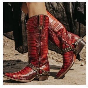 FreeBird Red Crocodile Pattern Cowboy Boots